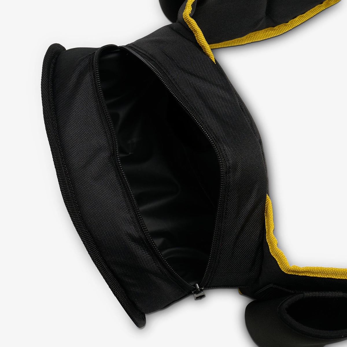 dc-super-heroes-batmantm-belt-fanny-pack-cooler-q9 00027936-O2.jpg