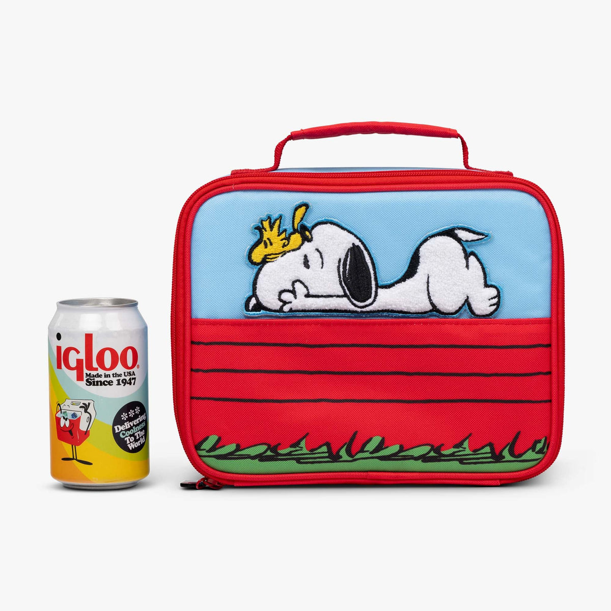 snoopy-s-doghouse-horizontal-lunch-cooler-bag-y1 00028034-P.jpg