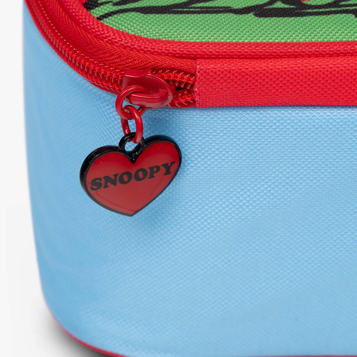 snoopy-s-doghouse-horizontal-lunch-cooler-bag-y1 00028034-Z.jpg