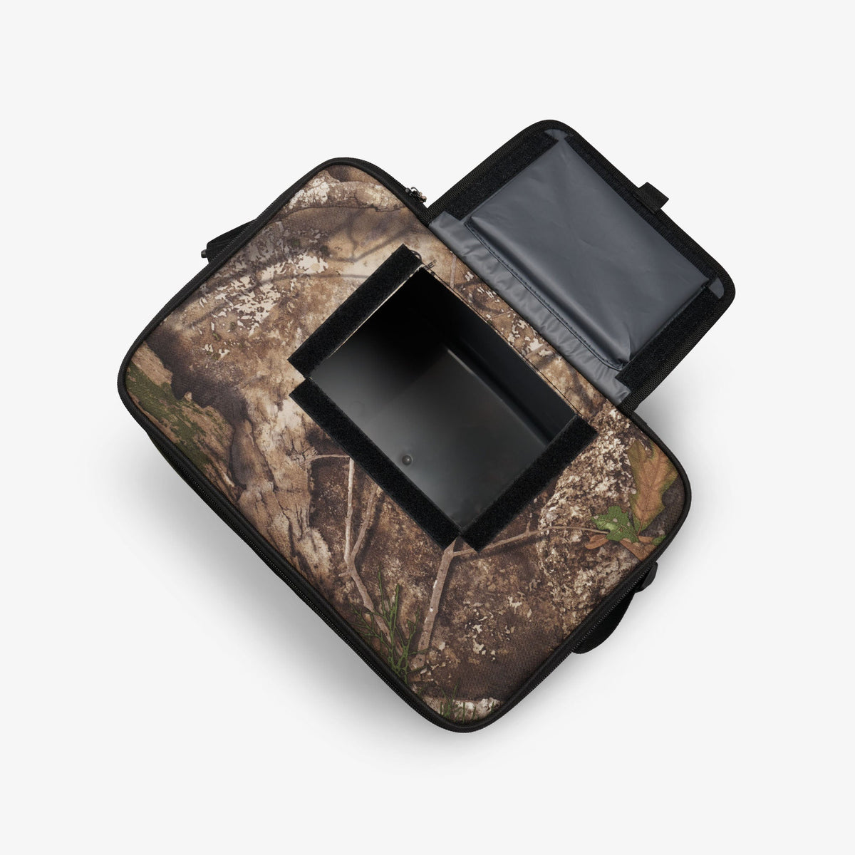 realtree-apx-hlc-28-can-bag-n0 00064354-O3-2025.jpg