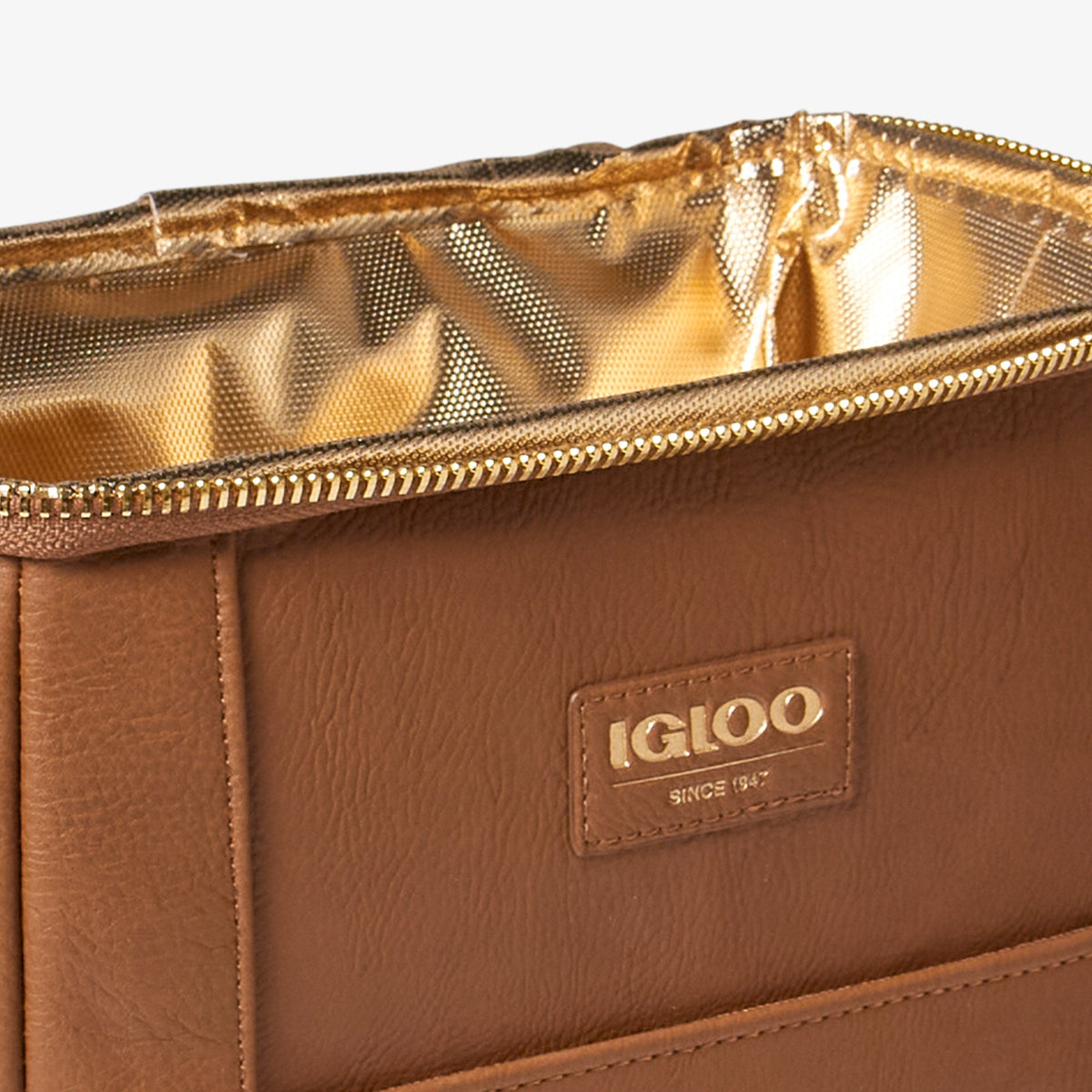 igloo-luxe-mini-convertible-backpack-x7 00066043_D2.jpg