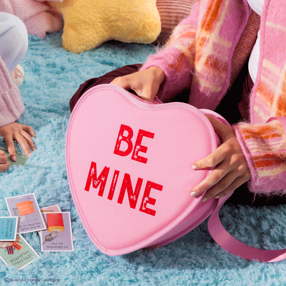 sweethearts-candies-be-mine-cooler-bag-k1 Sweethearts_NATIVE_PDP_Novelty-Tote_GIF.gif